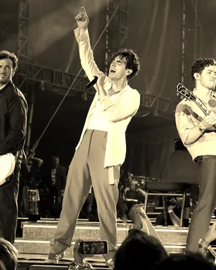 Jonas Brothers